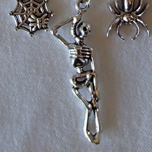 Halloween Theme 13 Charm Bracelet SP New Handcrafted + Organza Roses Gift Bag - Picture 8 of 14